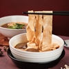 圖片 【超值2盒組合優惠】好食圓滿_麻辣鴨血豆腐＋手工褲帶麵禮盒(1120g)*2盒-美